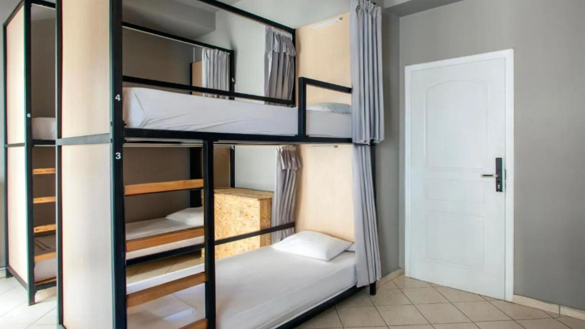 So Young Hostel Heraklion