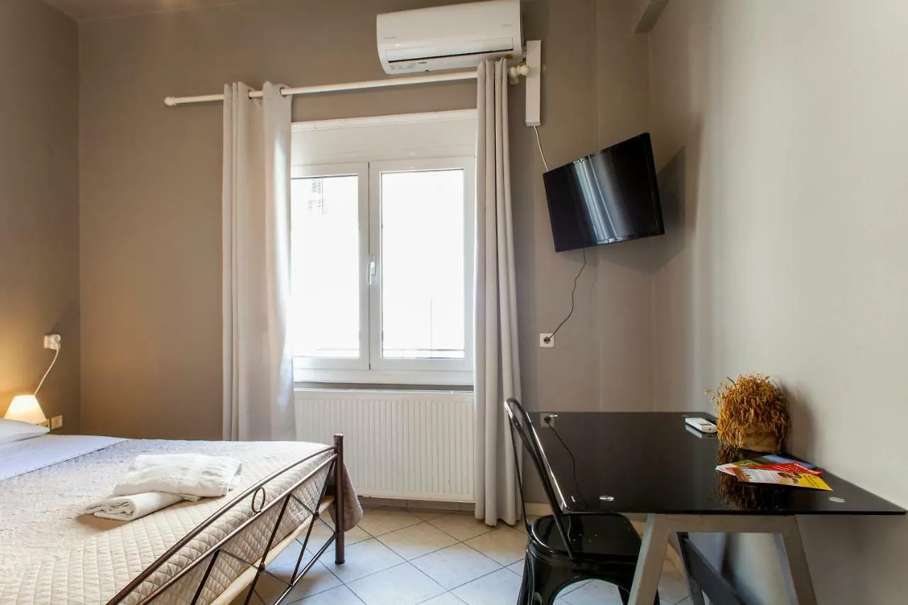 So Young Hostel Iraklio