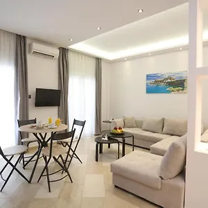 κάντε κράτηση εδώ